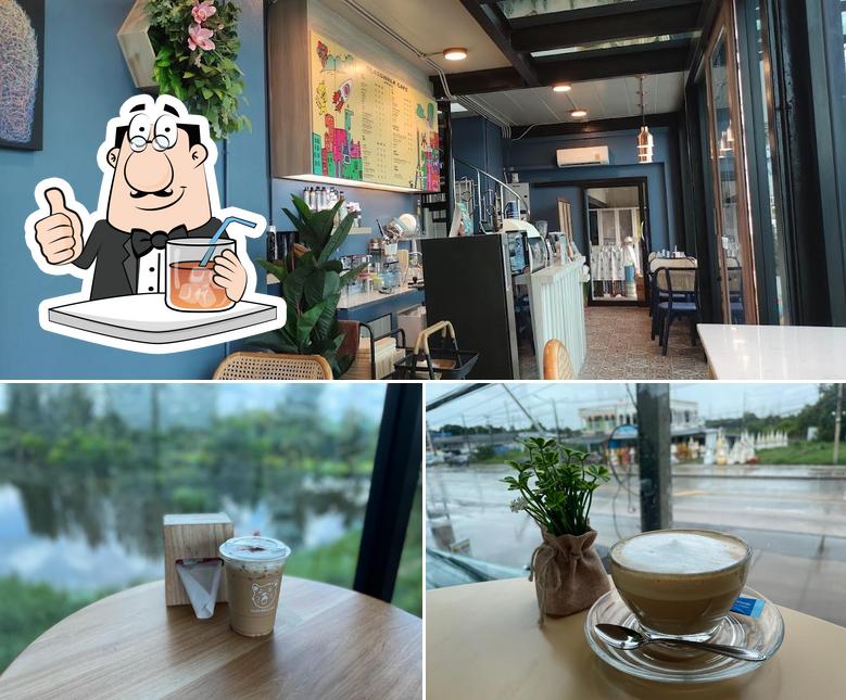 Glass walk cafe