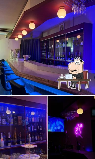 Utsukushi Lounge (美しいラウンジ)