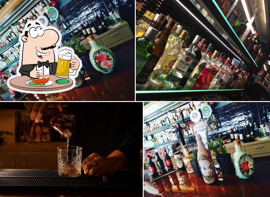 Zeppelin Cafe Bar