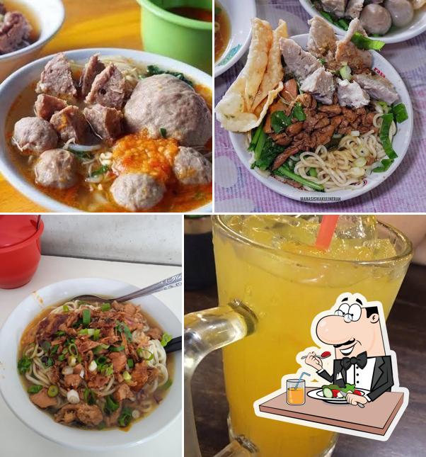 BAKSO DAN MIE AYAM ASLI WONOGIRI