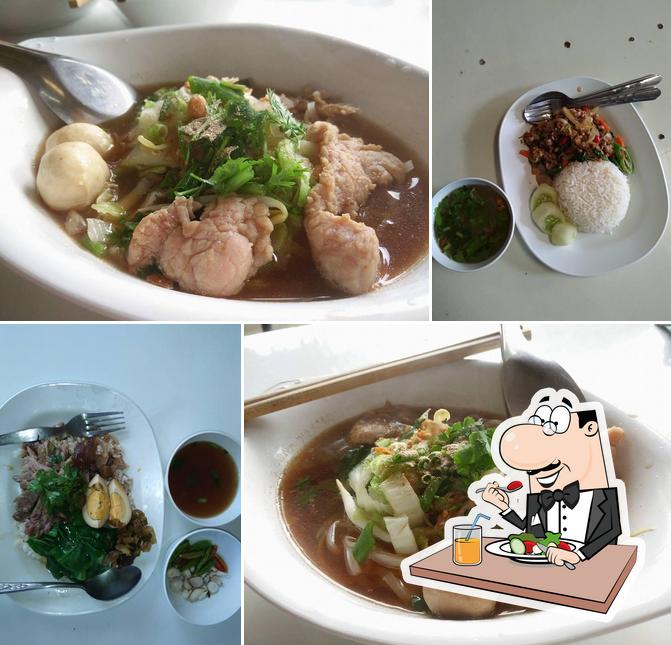 ก๋วยเตี๋ยวในซอย 15 บาท #ซอย3น้ำต้น