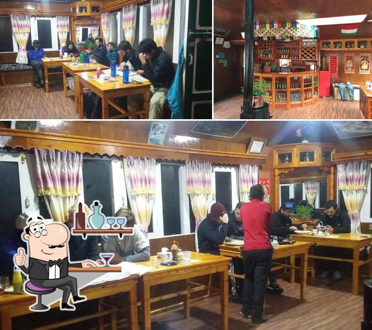 Family Lodge & Restaurant