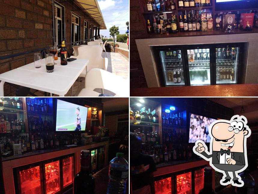 Dukes Restaurant, Bar & Lounge