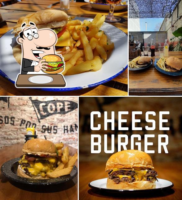 Cope Cerveza y Hamburguesas Bernal
