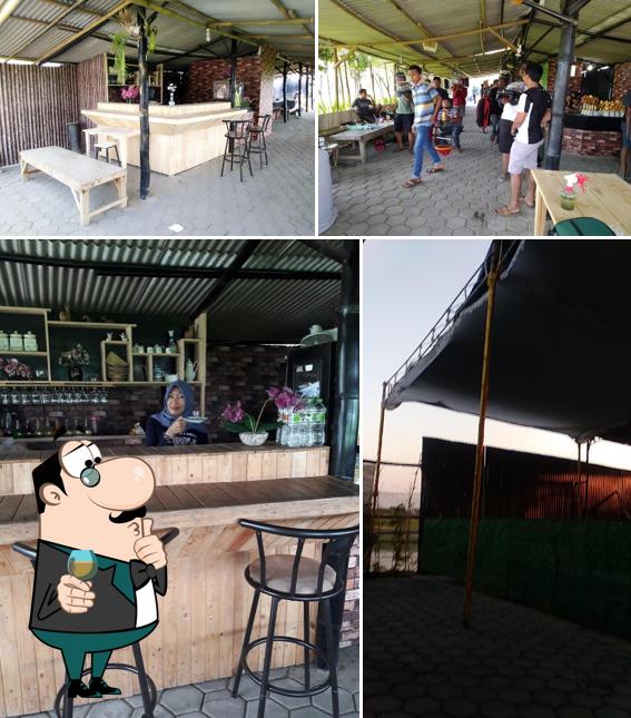 ACR enterprise Cafe dan Resto