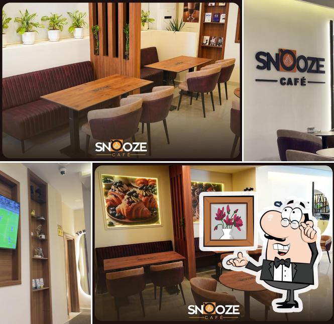 Snooze Café