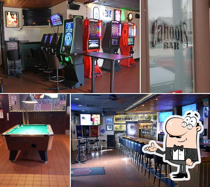 Cahoots Bar of Verona