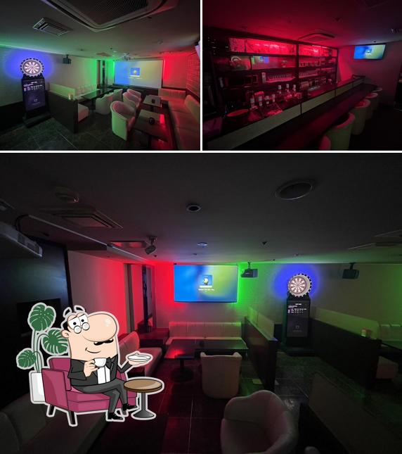 BAR HOT