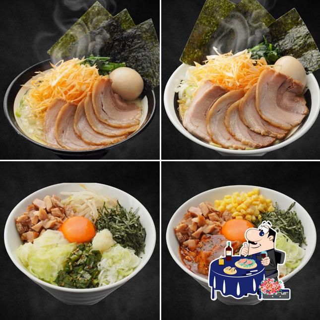 横濱とんこつ TUKASA 寒川店
