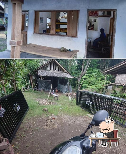 Warung Bu Mut (Bebek Bakar Pedas)