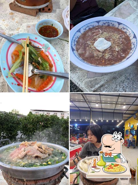 ร้านเจ๊น้อยหมูย่างเกาหลี สาขาเก้ากิโล