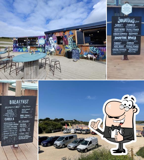 The Beach Box Cafe