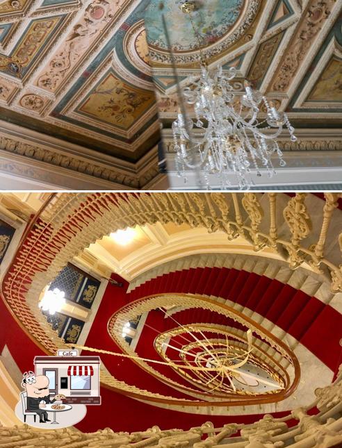 Hotel Bristol Palace