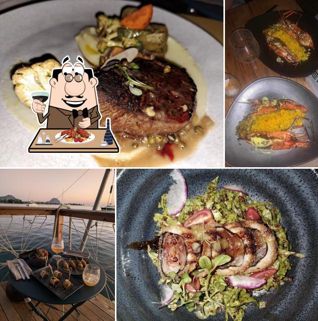 Moon Bar’k - Floating Bar & Dining on the sea