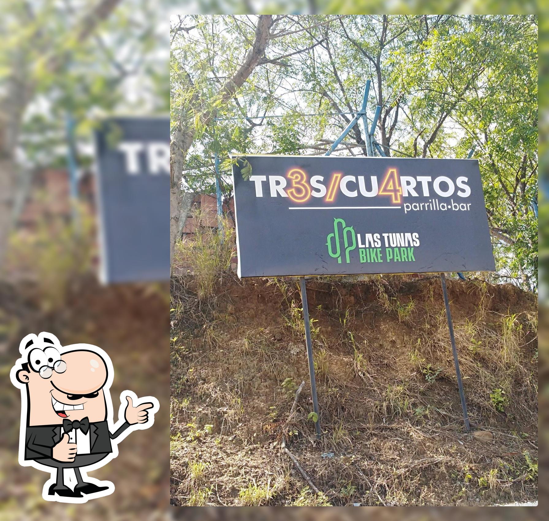 Tres Cuartos Parrila Bar
