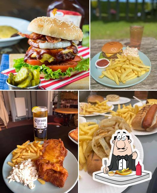 Wooden Walls Pub