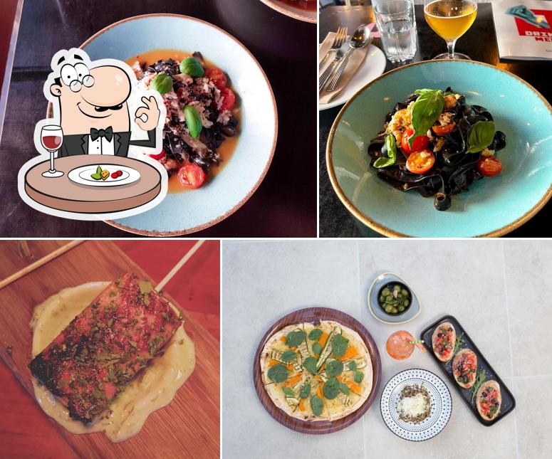 Rhonda's Bar & Restaurant Terrigal
