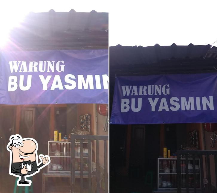 Rujak lontong ibu yasmin