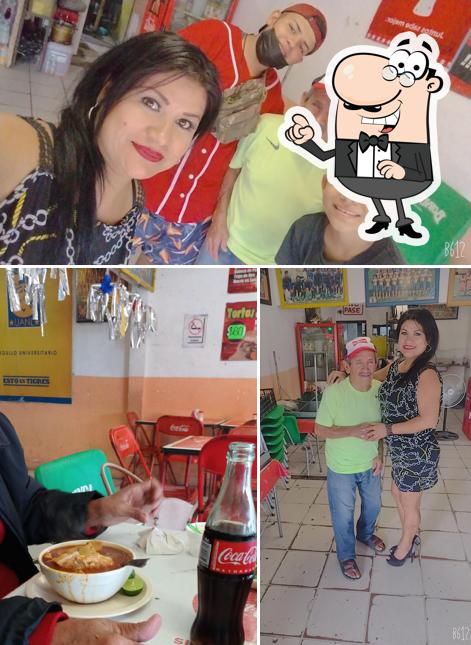 Tacos Y Tortas "El Chino"