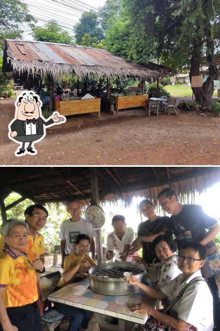 ร้านขนมถ้วยโค้งชำแระ ยายทิน