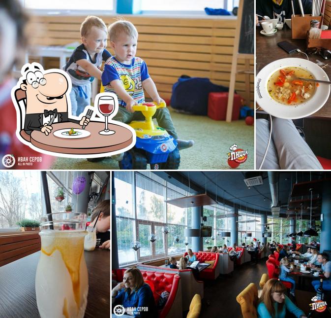 Еда в "ПиццаФабрике"