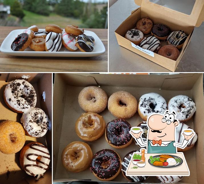Dom's Donuts