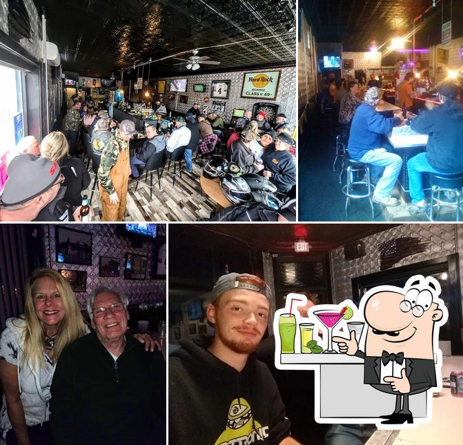 Smarty's Saloon