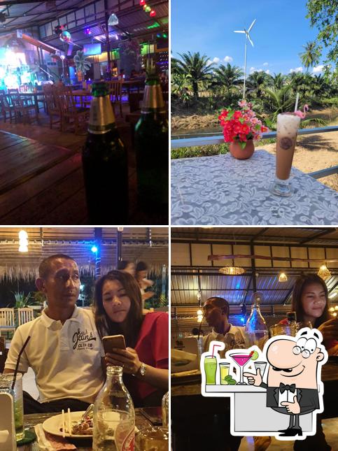 ร้านปีกไม้ชายคลอง&แฟชายคลอง