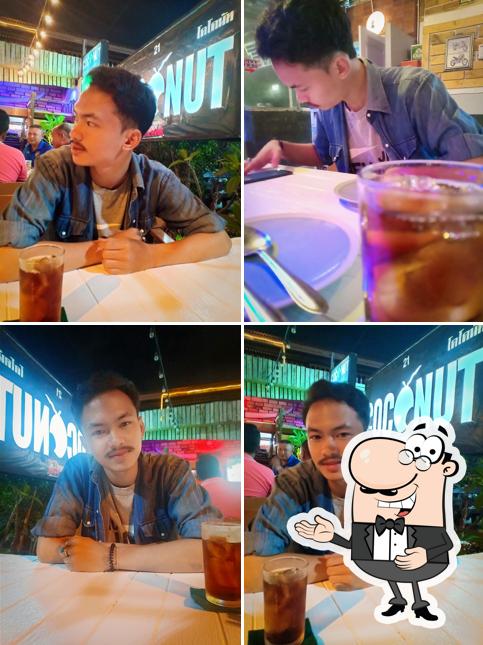 Chalathat Food Stalls
