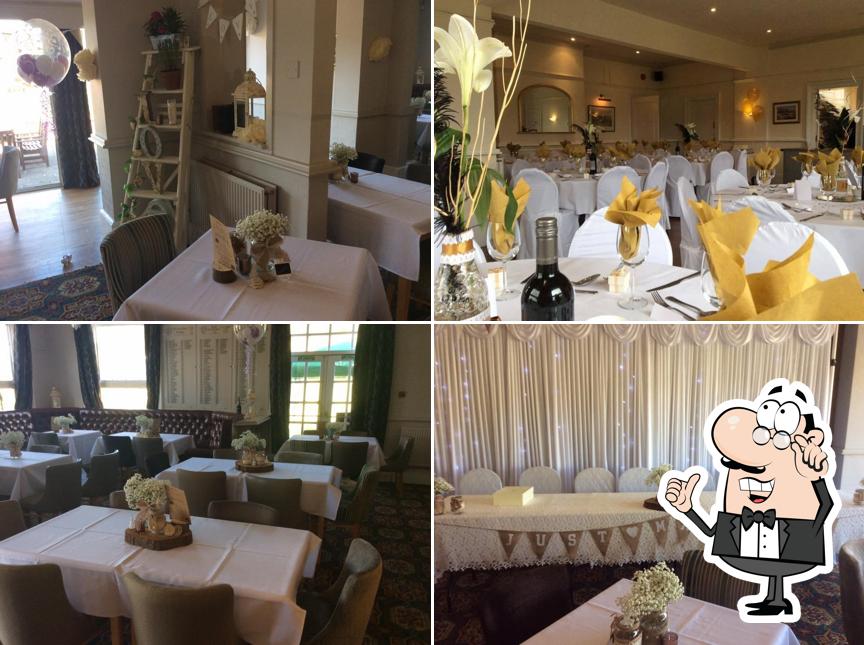 The Fairways Eatery & Bar At The Cavendish Golf Club