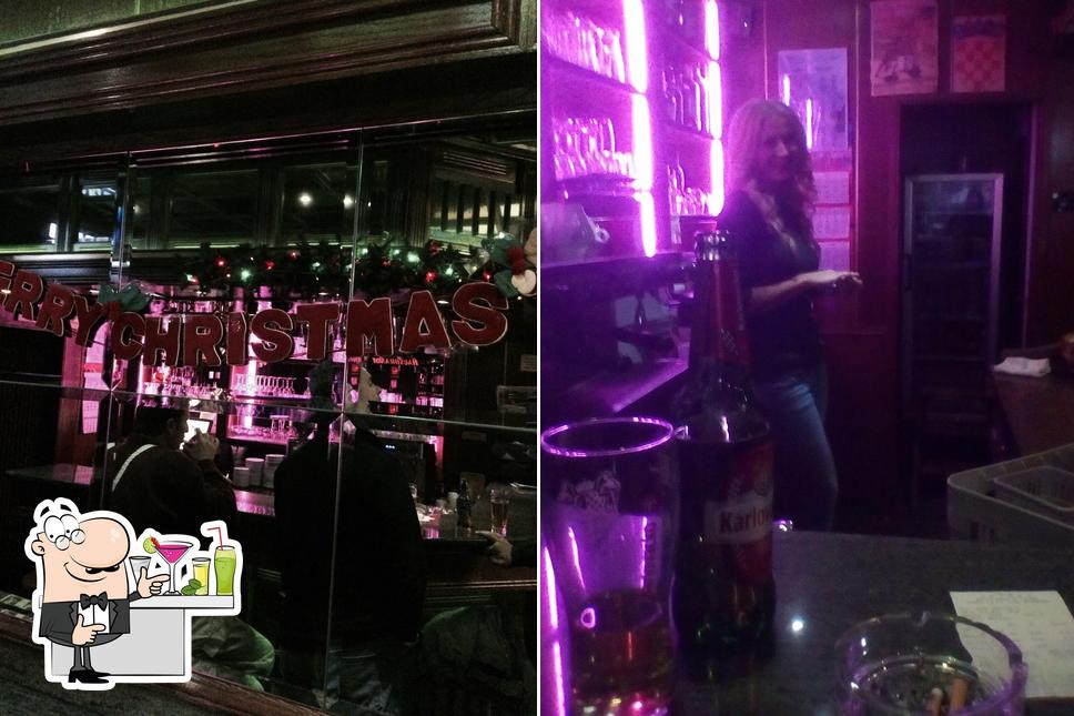 Cafe Aida