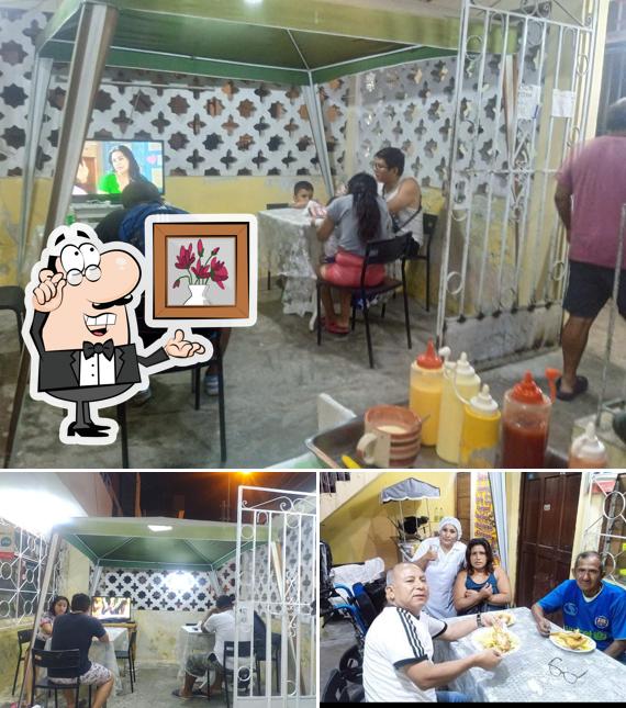 Rosita'S Broaster'S
