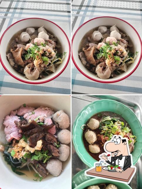 ร้านก๋วยเตี๋ยว ชามนิยม เทศบาล 5