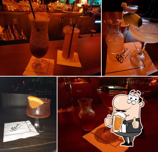 Bryant's Cocktail Lounge