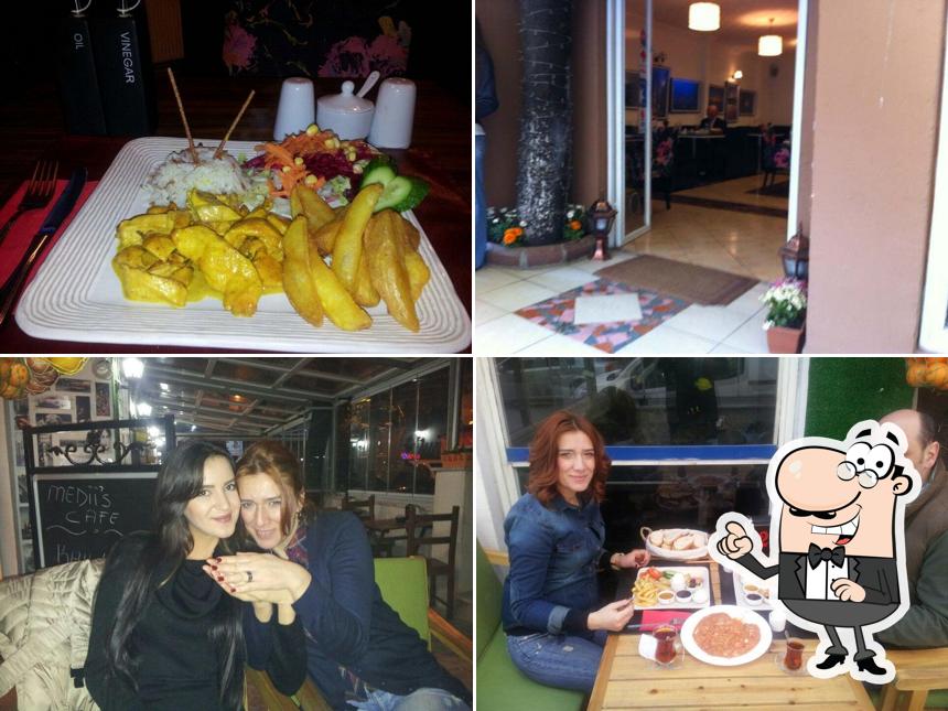 Mediis Cafe
