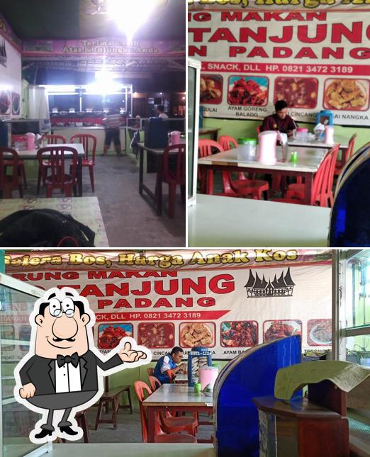 RM. Bungo Tanjung (Masakan Padang)