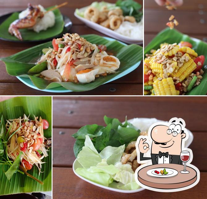 ส้มตำแรมจันทร์