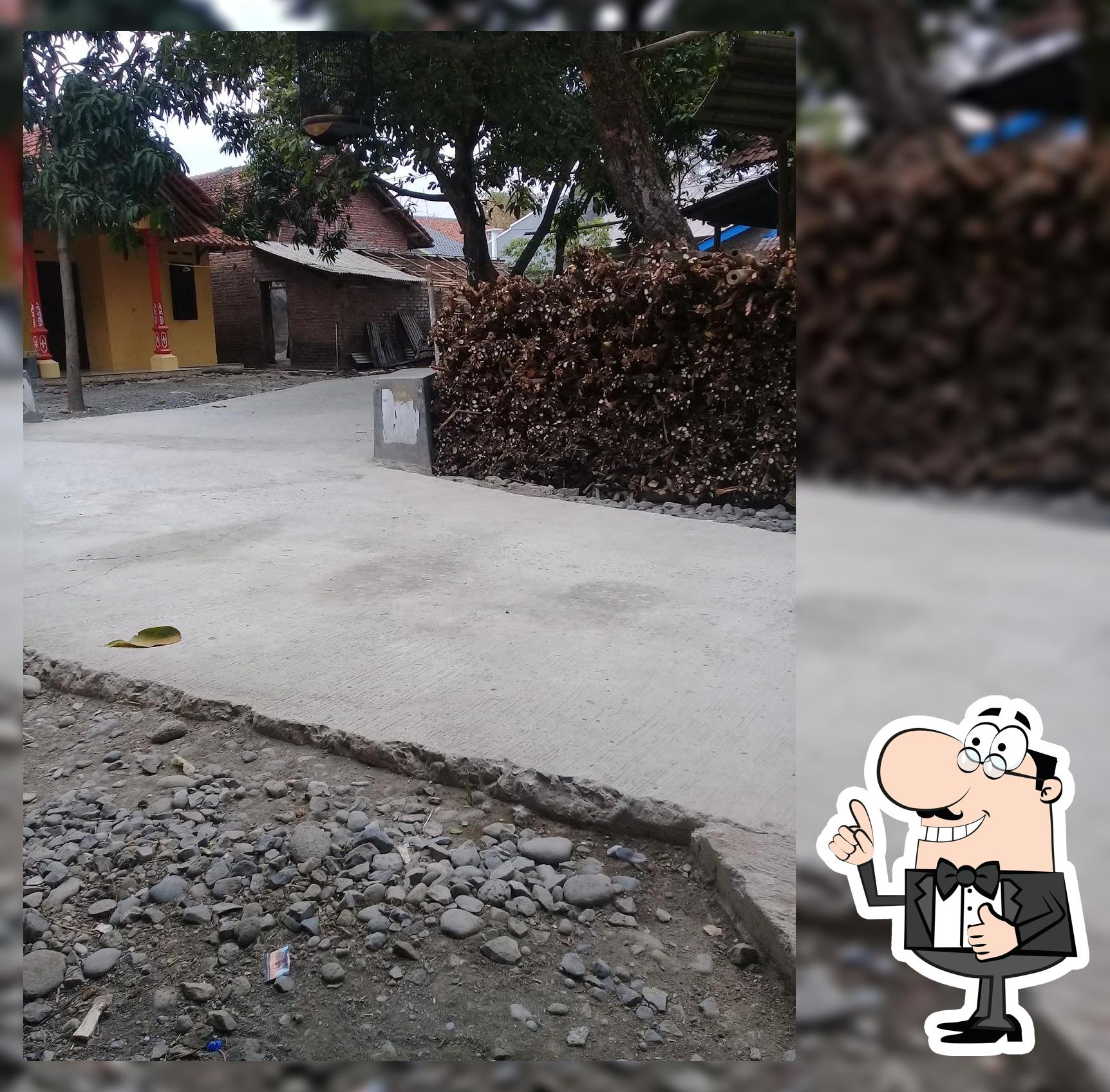 warung juzz mbak urip