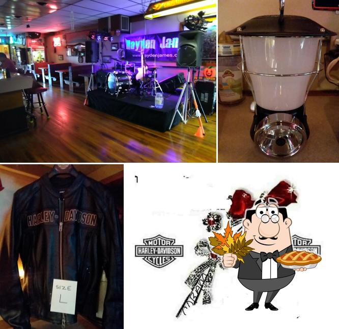 Town Tavern