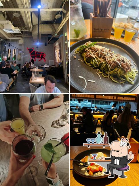 Посмотрите на внутренний интерьер "The Бык"