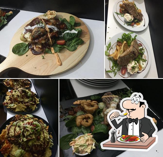 Lewis's Classic Restaurant & Bar