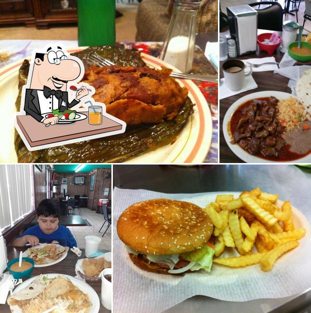 El Molcajete Restaurant
