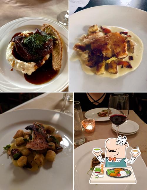 Farmhaus Restaurant