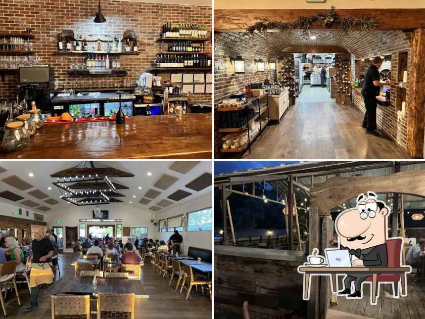 Mulas New Mexican Kitchen and Bar