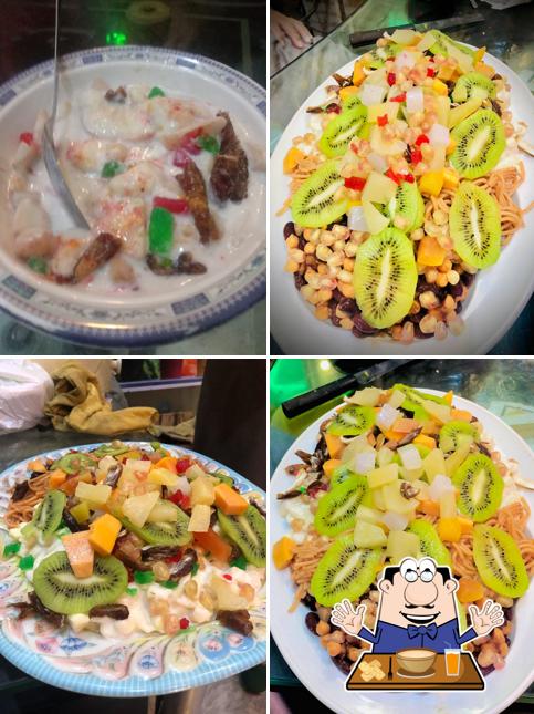 Malik Fruit Chat And Dhai Bhalay