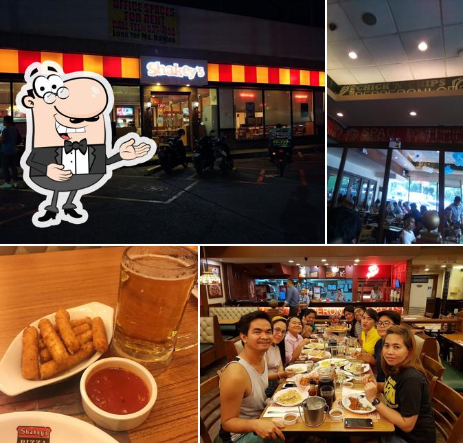 Shakey's - Port Area Manila