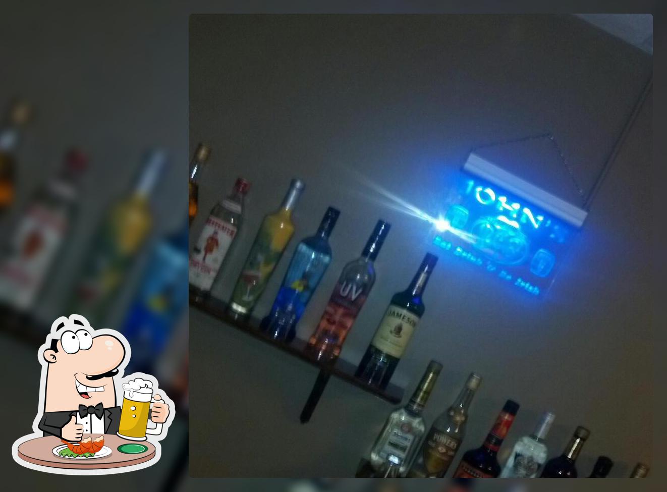 John's Pub