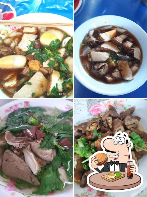 ก๋วยจั๊บป้าอำอวน