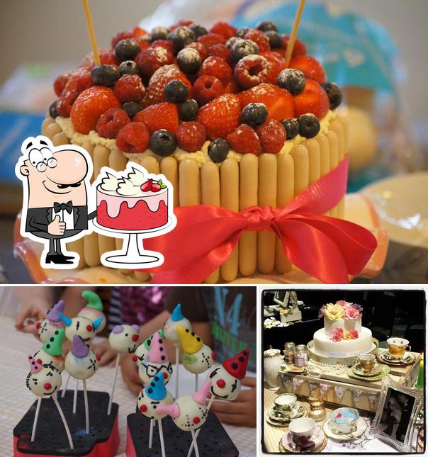 Cottage Garden Cakes