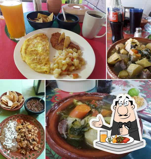 Los Molcajetes